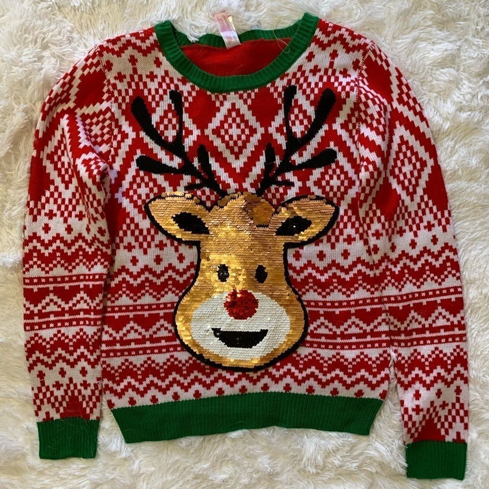 𝅺NO BOUNDARIES reindeer sweater with sequins